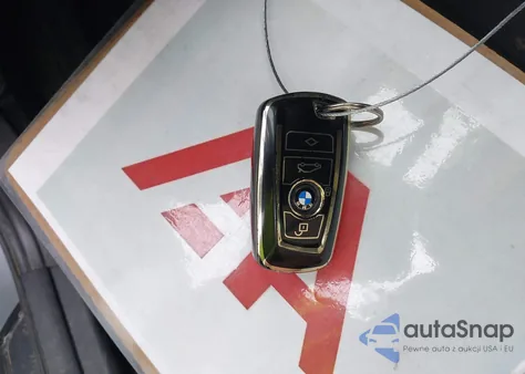 2015 BMW X3 xDrive28I z USA, uszkodzony, nr VIN 5UXWX9C57F0D53640